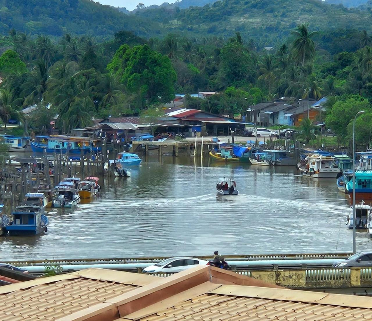 Based - Mersing Luaran gambar